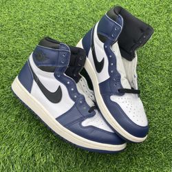 Jordan 1 “Navy” Size 9M