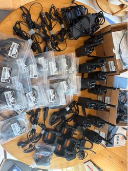 Lot of RCA handheld radios and accessories