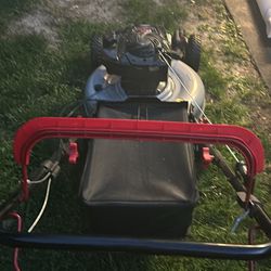 22 Inch Self Propelled Murray Lawn Mower 