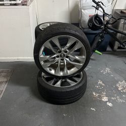 2013 Hyundai Genesis