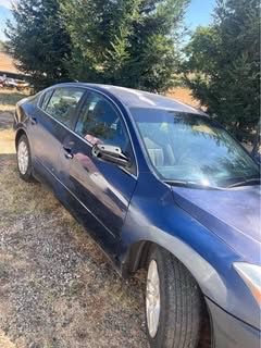Nissan Altima 2012