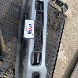 2023 RAM 250 FRONT BUMPER 