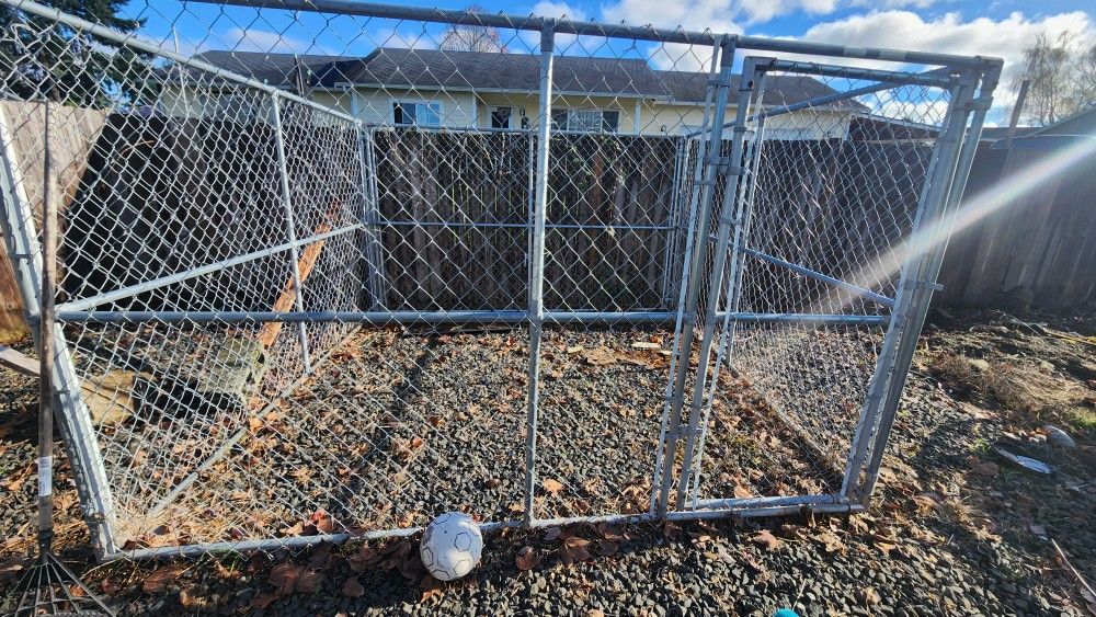 Dog Kennel 10x10x6