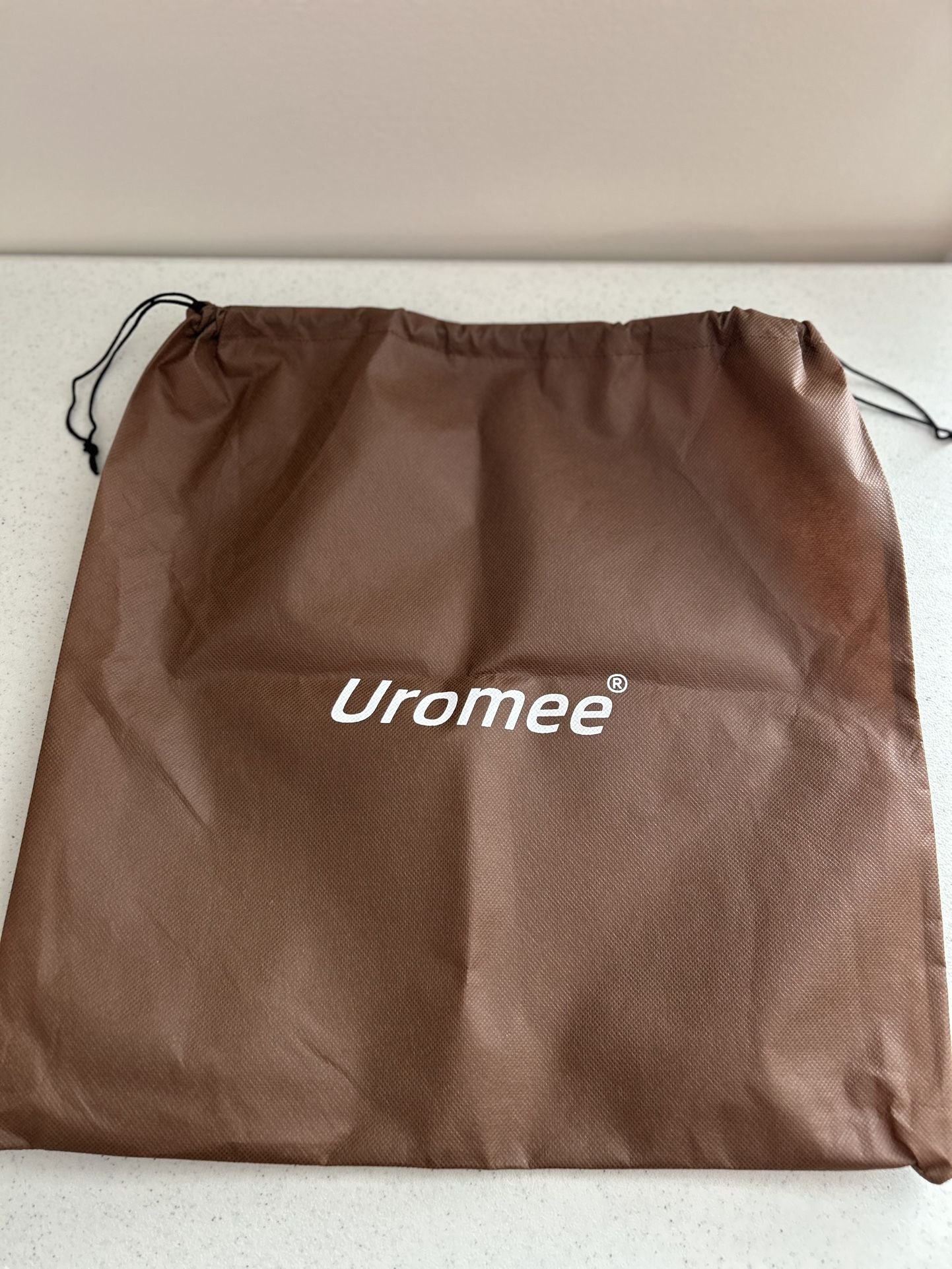 Lightweight Thin Bag With Straps To Carry