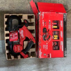 Milwaukee M18 Fuel 3-1/4" 18V Brushless Compact Band Saw 2829-20 (Bare Tool)