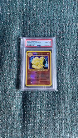 Pokémon PSA Grade 8