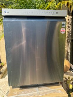 NEW LG TOP CONTROL. 3 RACK DISHWASHER WITH A 3 YEAR EXTENDED WARRANTY FULLY TRANSFERABLE 6/20/26
