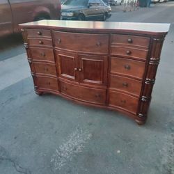 Handsome  CHRIS  MADDEN  Dresser
