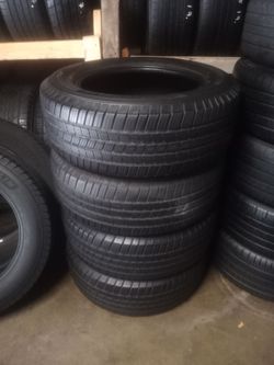Set of 4) 265/60R18  Michelin  xlt