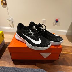 Nike Vapor Pro Court Shoes Size 7.5 Black White OG Box New