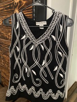 Woman’s Tank Top Size Medium
