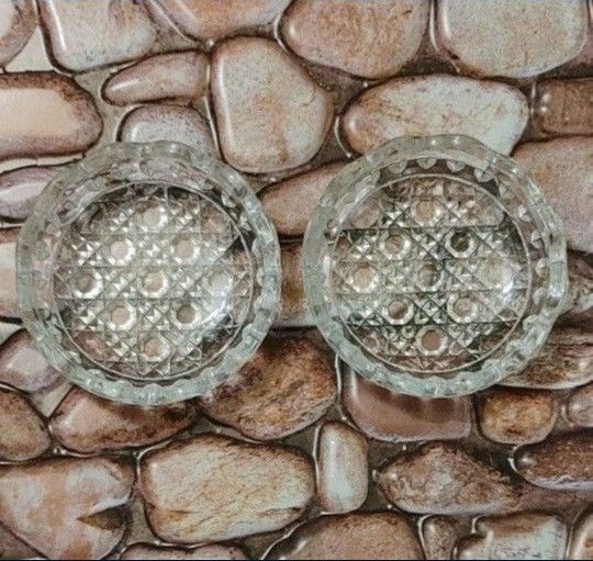 SET OF 2 Vintage CRYSTAL CANDLE HOLDERS MINT CONDITION!😇Please Read Description.