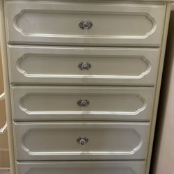 4 Piece Bedroom Set  + Wooden Storage 