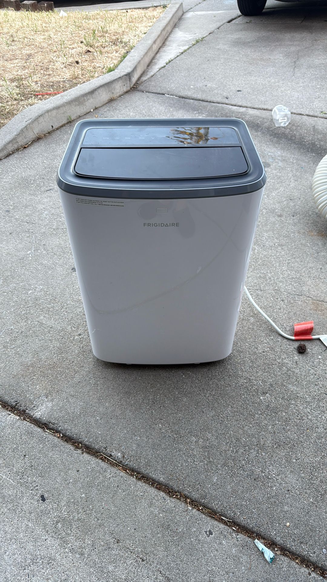 Frigidaire AC UNIT