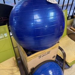 Yoga Ball Whit Pump 