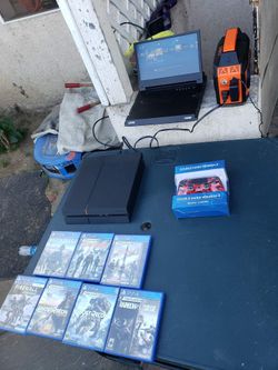 1TB 1000GB PS4 Black & 1 Control $160! Or Combo 7 Games is $260! Or trade up are welcome all works 100% can be tested
