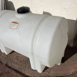 65 Gallon Horizontal Leg Water Tank (Brand New)