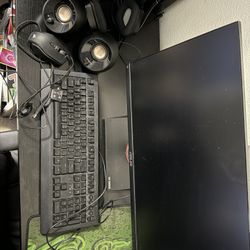 Entire Gaming PC + PC Setup 
