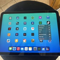 iPad 10 Generation With TikTok Installed