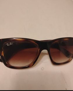 RB4194 -  Mega Wayfarer
