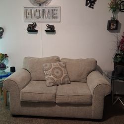 Love Seat Couch 