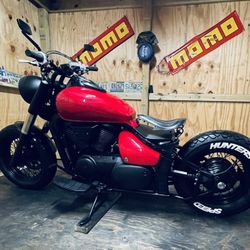 Suzuki Boulevard C50 ..