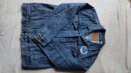 Levi's Men' L Jacket