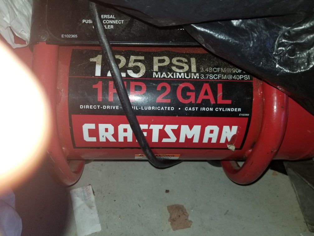 Craftsman 125 PSi 1hp 2gal 2tanks Compressor