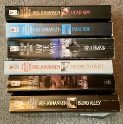 Iris Johansen Collection