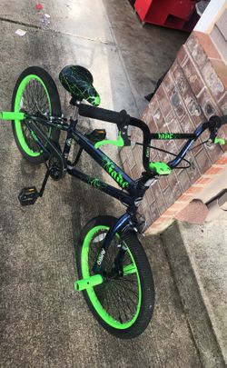 Avigo Freestyle - PRO 20FS - “Fade” design decals