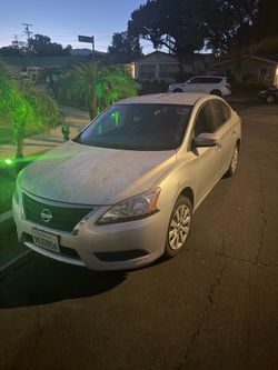 Nissan Sentra 2013 3,000$
