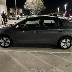 2019 Hyundai Ioniq Hybrid