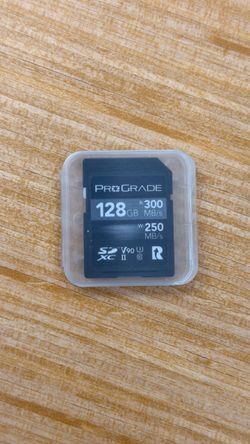 Pro Grade 128GB SD Card