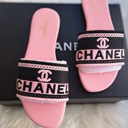 CC Pink Slides 👉See Details Photos
