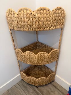 Corner Storage