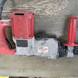 Milwaukee Rotary Hammer 