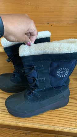 Ugg snow boots
