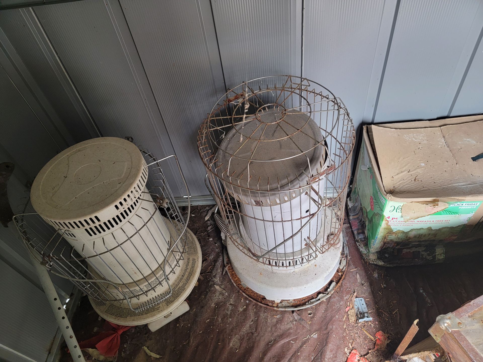 2 keroworld kerosene heaters