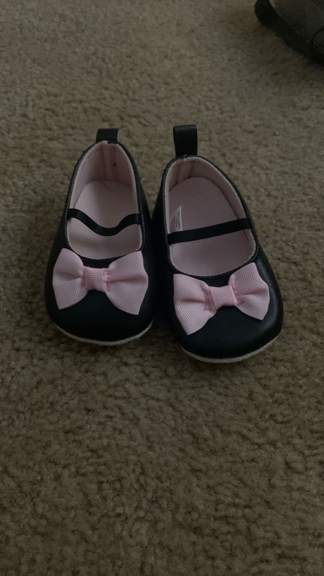 Newborn baby shoes