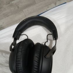 Gaming headphones