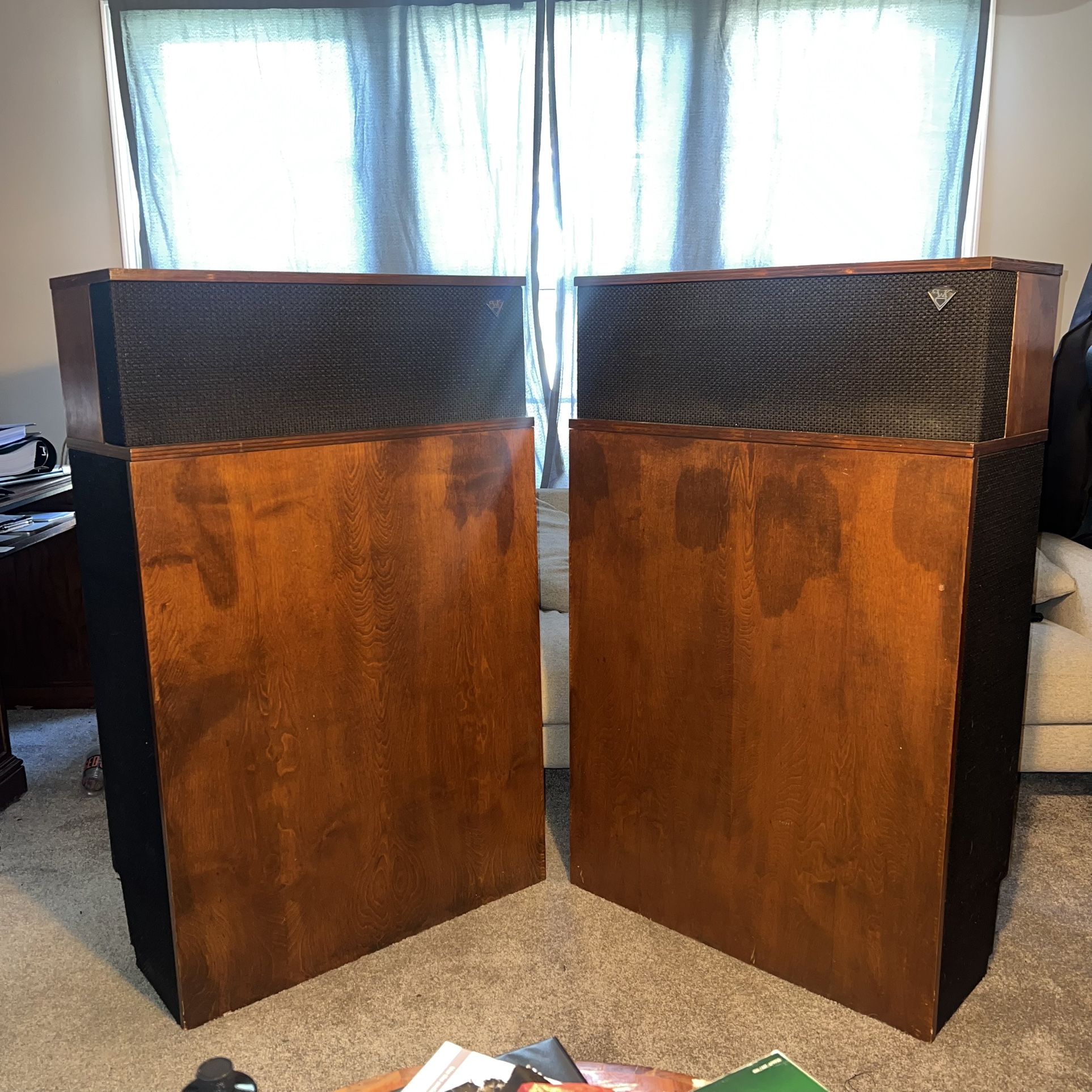 Vintage 1974 Klipschorn K-C-FR K Horn Corner Loudspeakers Walnut