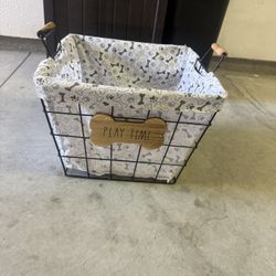 Pet Toy Basket 