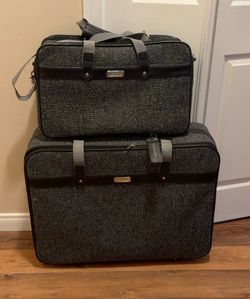 Vintage Samsonite 2-Piece Matching Luggage Set – Very Clean – $55