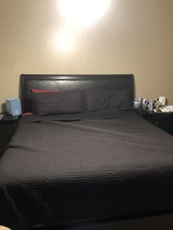 King Bedroom Set!!