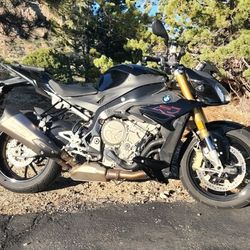 2019 BMW S1000R