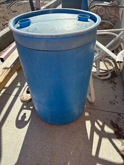 50 gal water barrels