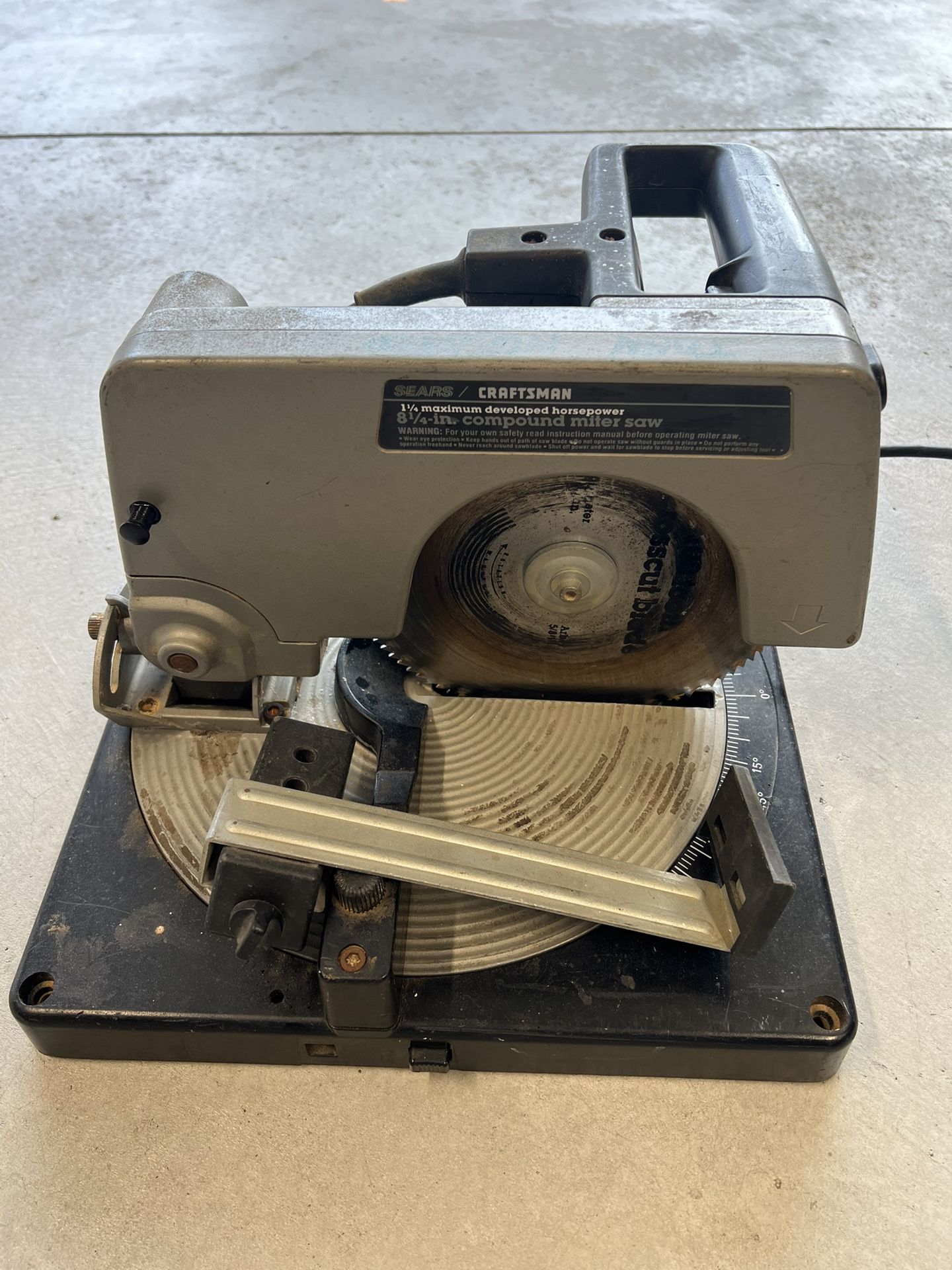 Craftsman 8 1/4” Compound Miter Saw