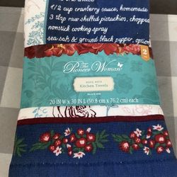 New Set of 2 Pioneer Woman Kitchen Towels