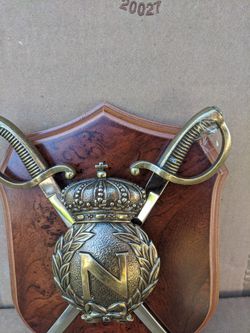 Incredible ❤️❣️ 8" x 7" Medieval Collectable Wall Plaque Decor Coat Of Arm
