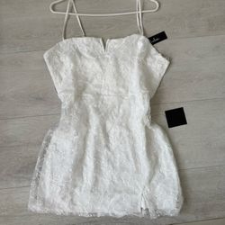white lace floral dress 🤍